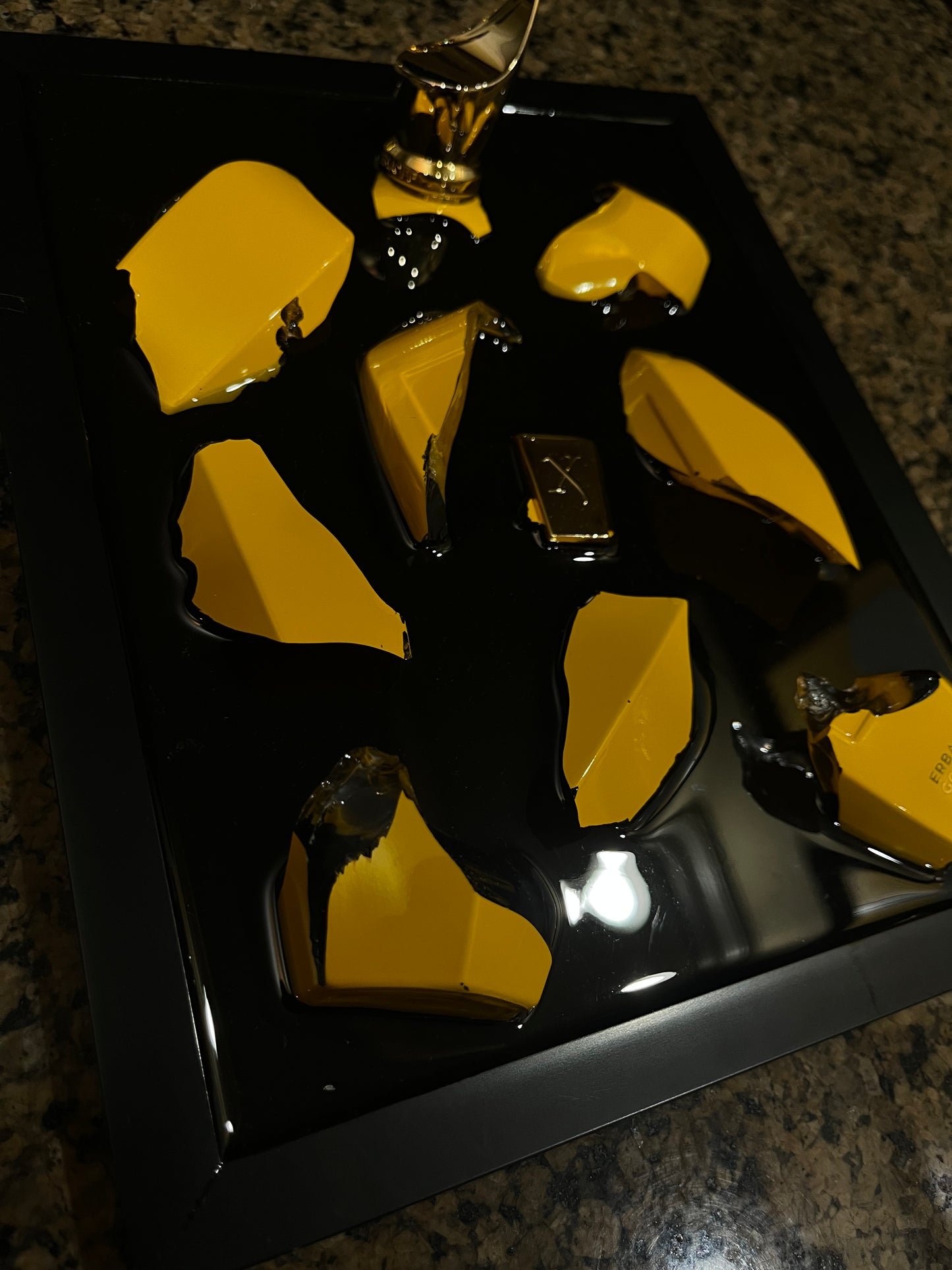 Erba Gold Xerjoff - Broken Bottle Art