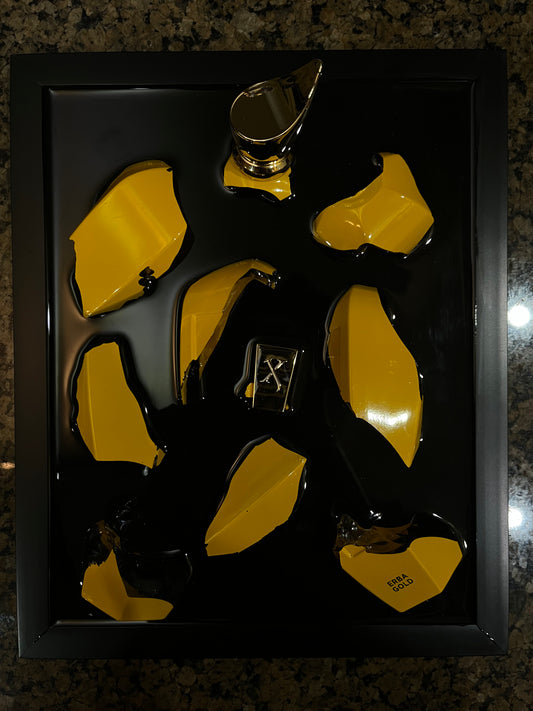 Erba Gold Xerjoff - Broken Bottle Art
